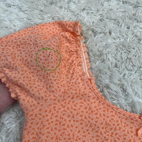 American Eagle Peach Orange Floral Cropped Top Size M - Picture 3 of 10
